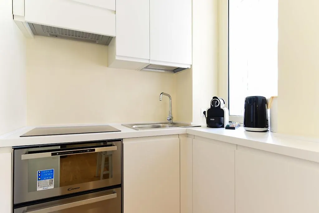 Bright And Comfy 3 Bedroom Apt In Monti Rome