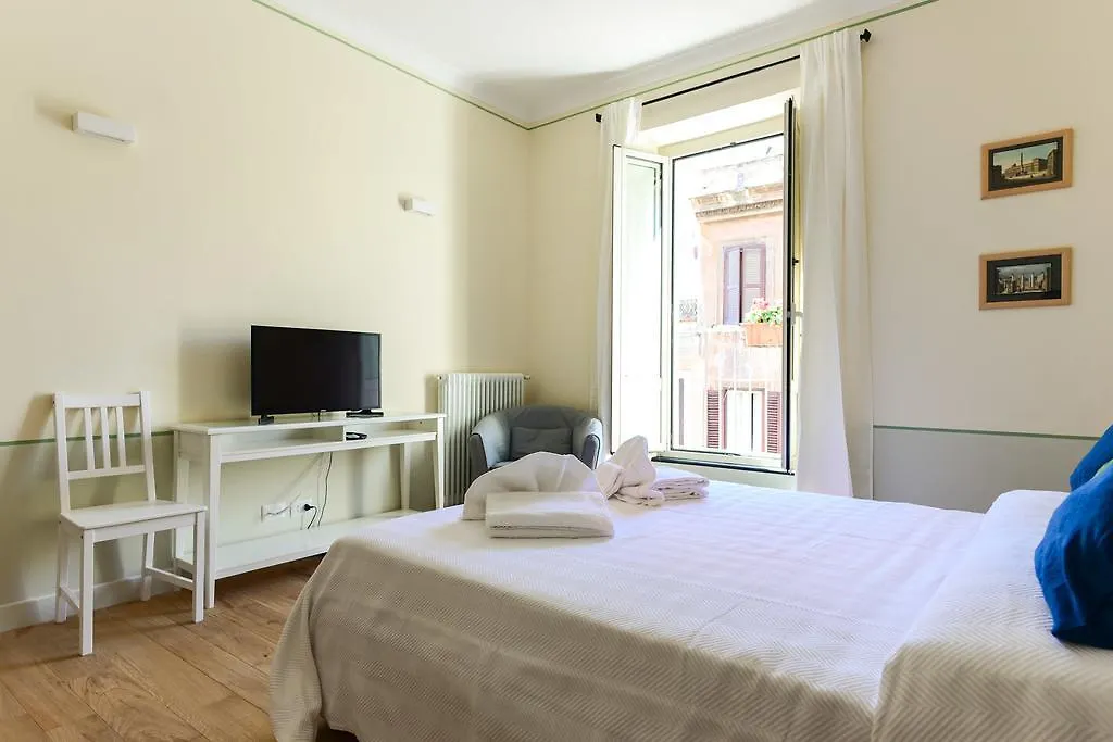 Bright And Comfy 3 Bedroom Apt In Monti Rome 0*,  Italy