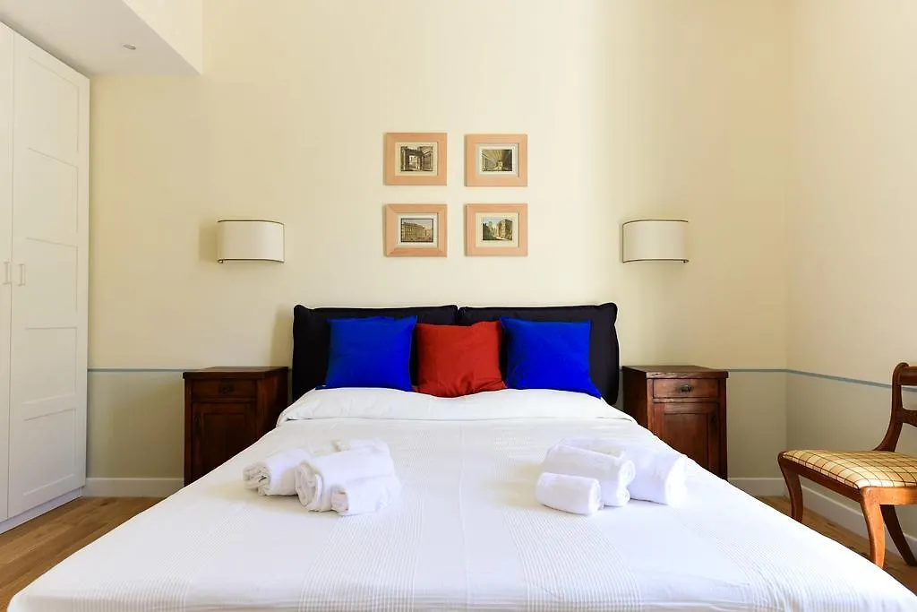 Apartment Bright And Comfy 3 Bedroom Apt In Monti Rome Italy