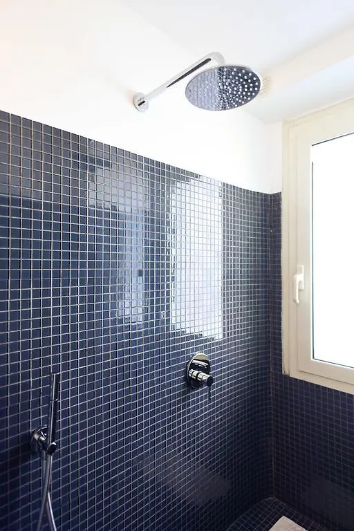 Bright And Comfy 3 Bedroom Apt In Monti Rome 0*,